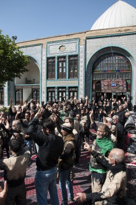 فراخوان ششمین سوگواره عاشورایی عکس هیأت-غلامحسین محبی-بخش اصلی -جلسه هیأت