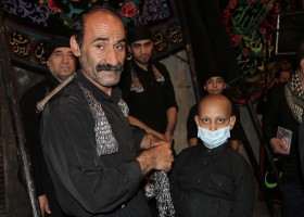 فراخوان ششمین سوگواره عاشورایی عکس هیأت-مهدی ناطق زاده-بخش اصلی -جلسه هیأت
