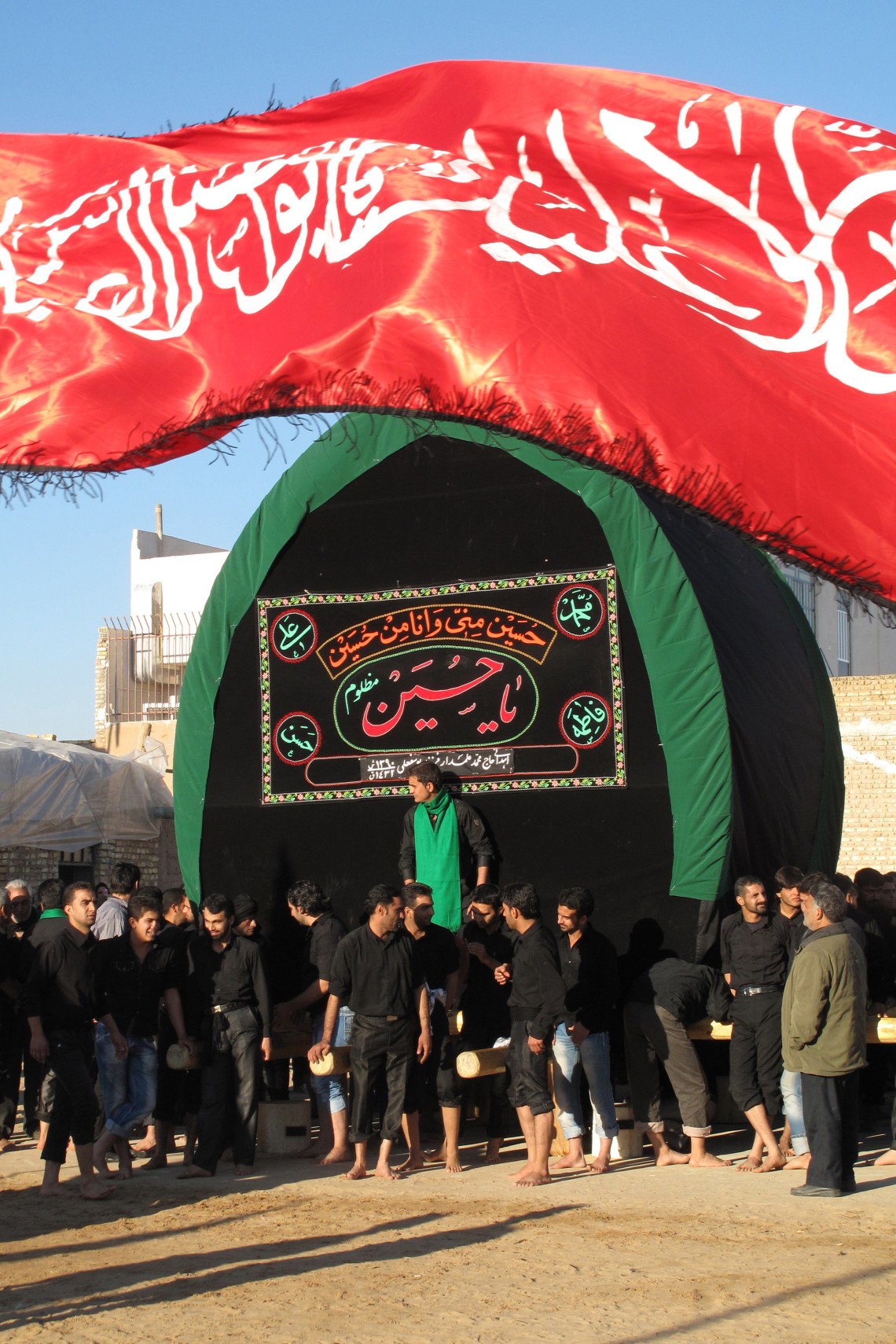 سوگواره دوم-عکس 4-فاخته جلایر نژاد-جلسه هیأت فضای داخلی