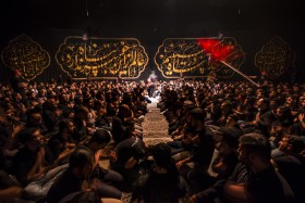 فراخوان ششمین سوگواره عاشورایی عکس هیأت-محمد حسين دهقاني-بخش اصلی -جلسه هیأت