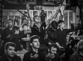 سوگواره پنجم-عکس 30-میلاد نعلبندیان-جلسه هیأت فضای بیرونی