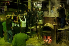 سوگواره پنجم-عکس 6-افشین آذریان-جلسه هیأت فضای بیرونی