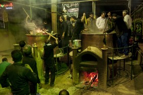 سوگواره پنجم-عکس 10-افشین آذریان-جلسه هیأت فضای بیرونی