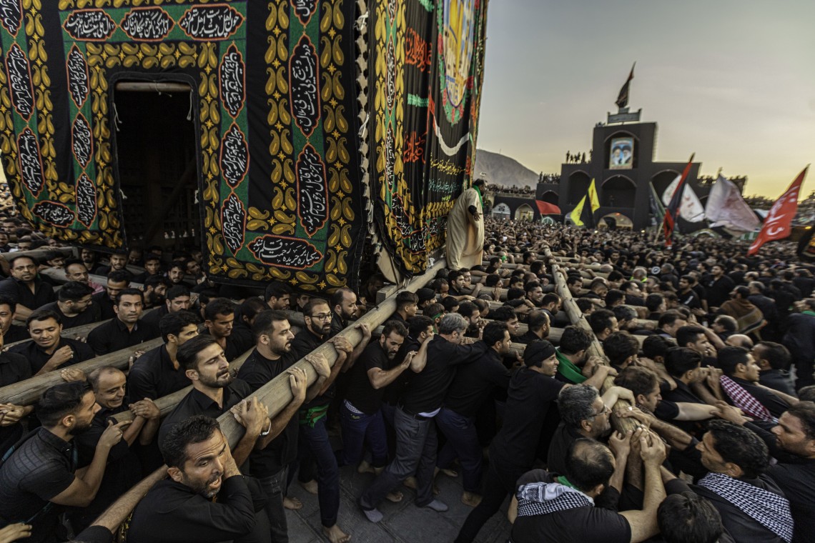 یازدهمین سوگواره عاشورایی عکس هیأت-هادی دهقان بهابادی-بخش اصلی-روایت هیأت(تک عکس)