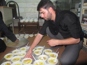 سوگواره دوم-عکس 4-پرویز شکری-جلسه هیأت فضای بیرونی 